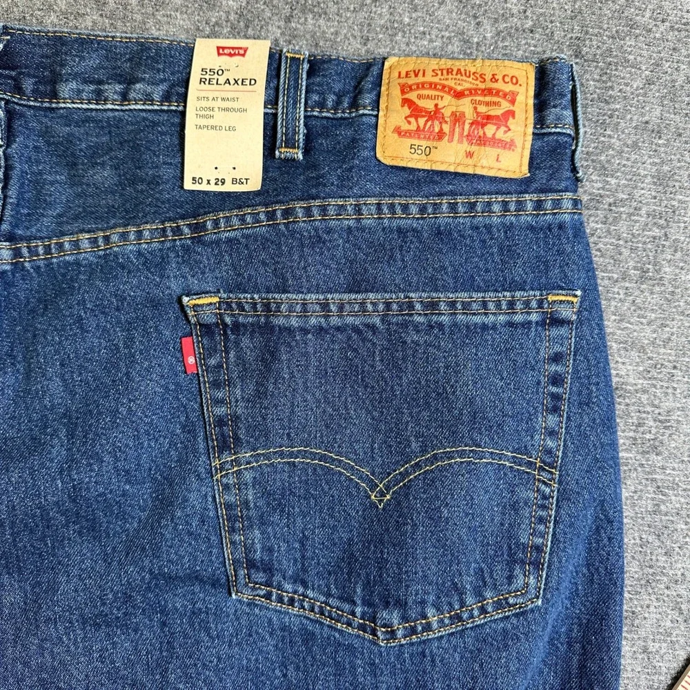 NWT Levis 550 Relaxed Fit Tapered Leg Jeans Mens 50x29 Big and Tall Blue Denim